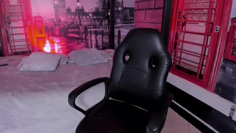 carolina online show from 11-15-25, 01:47