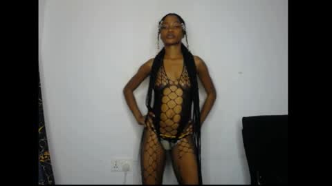 caroline online show from 06-05-26, 07:03