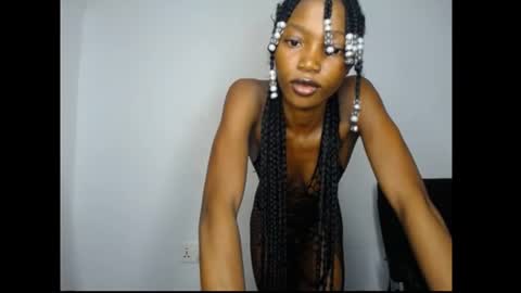 caroline online show from 06-12-26, 04:44