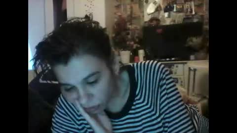 Snapshot of caroisback chatting on 09-27-25, 08:52 caroisback online show from 09-27-25, 08:52