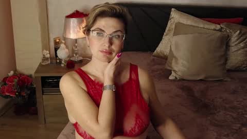 CaroJhones online show from 02-03-25, 12:25