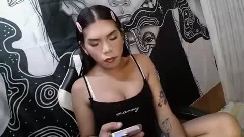 Snapshot of carol_linaxxx chatting on 11-13-25, 10:14 Carolina online show from 11-13-25, 10:14