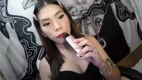 Snapshot of carol_linaxxx chatting on 11-26-25, 06:20 Carolina online show from 11-26-25, 06:20