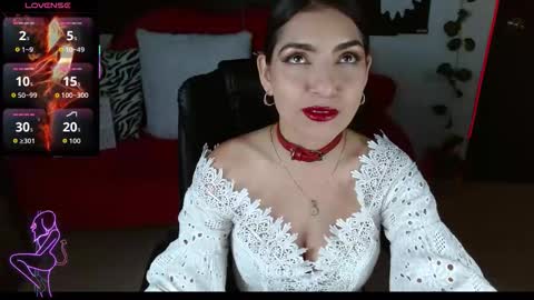 Caroline online show from 10-09-25, 01:42