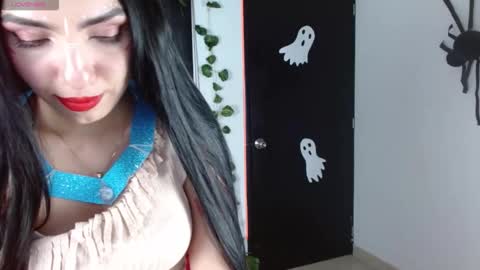 Caroline online show from 10-22-25, 01:55