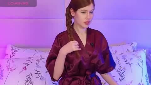 Snapshot of carolainemyers chatting on 12-04-25, 05:43 carolainemyers online show from 12-04-25, 05:43