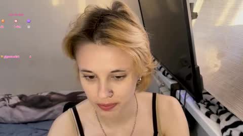 Snapshot of carolcaci chatting on 12-02-25, 07:57 Call me Carol online show from 12-02-25, 07:57