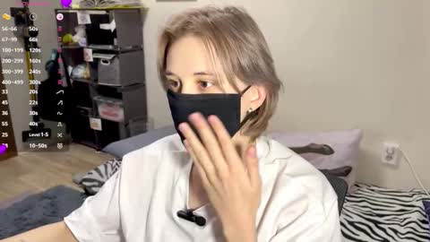 Snapshot of carolcaci chatting on 01-16-26, 01:04 Call me Carol online show from 01-16-26, 01:04