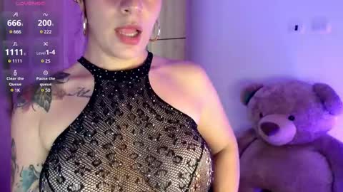 Snapshot of carolgoddess chatting on 03-12-25, 06:22 Carol online show from 03-12-25, 06:22
