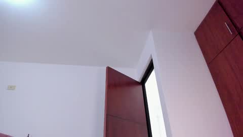 Snapshot of caroliine__ chatting on 12-09-24, 07:18 Caroline online show from 12-09-24, 07:18