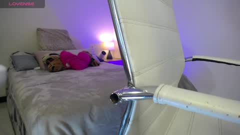 Snapshot of carolina_angel07 chatting on 03-29-26, 05:07 Carolina online show from 03-29-26, 05:07