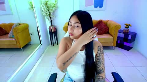 CAROLINA.  online show from 04-14-26, 12:33