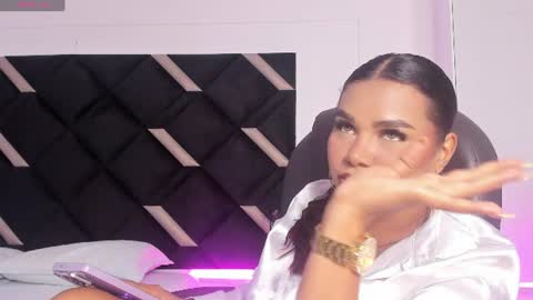 carolina_evannss online show from 07-23-26, 04:32