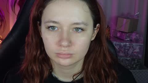 Snapshot of carolina_winter chatting on 12-27-24, 05:42 Mira online show from 12-27-24, 05:42