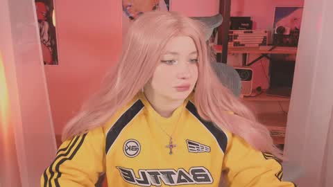 Mira online show from 04-03-26, 07:17