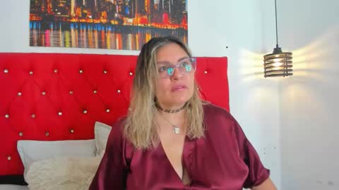 Carolina online show from 03-11-26, 03:18