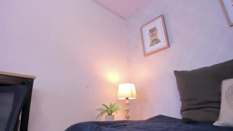  Caroline  online show from 04-29-26, 05:30