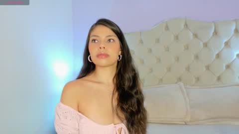 Snapshot of caroline_nasty__ chatting on 02-26-26, 08:08 Caroline online show from 02-26-26, 08:08