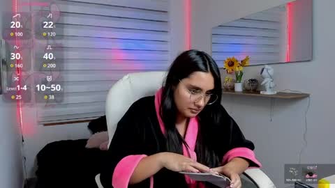 caroline_rodriguez_9 online show from 04-21-26, 01:42
