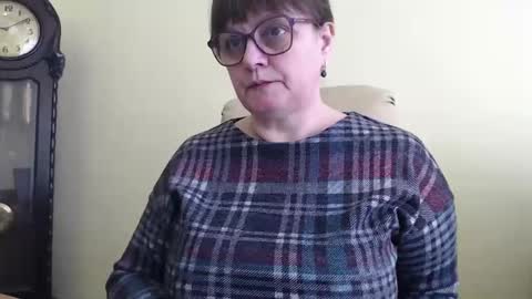 Snapshot of carolinedream_ chatting on 02-18-25, 07:10 CarolineDream online show from 02-18-25, 07:10