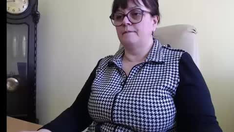 Snapshot of carolinedream_ chatting on 02-26-25, 09:42 CarolineDream online show from 02-26-25, 09:42