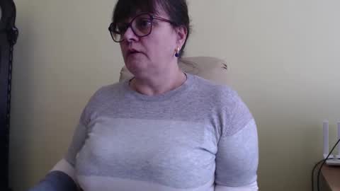 Snapshot of carolinedream_ chatting on 03-10-25, 07:21 CarolineDream online show from 03-10-25, 07:21