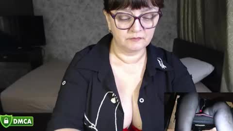 Snapshot of carolinedream_ chatting on 09-26-25, 06:12 CarolineDream online show from 09-26-25, 06:12