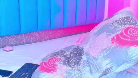 Snapshot of carolineegarcia chatting on 03-12-25, 05:07 CarolineeGarcia online show from 03-12-25, 05:07