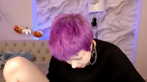 Snapshot of carolinerichter chatting on 10-24-25, 03:14 CarolineRichter online show from 10-24-25, 03:14