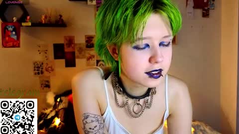 Snapshot of carolinerichter chatting on 01-31-26, 10:19 CarolineRichter online show from 01-31-26, 10:19