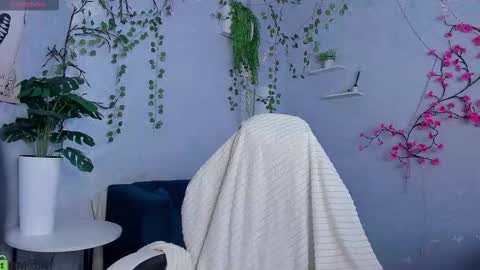 Snapshot of carolinerichter chatting on 03-09-26, 02:59 CarolineRichter online show from 03-09-26, 02:59