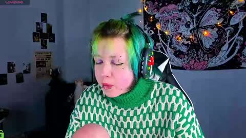 CarolineRichter online show from 04-21-26, 03:57