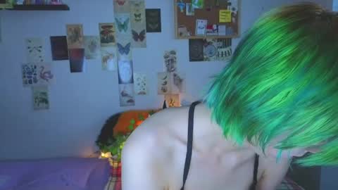 Snapshot of carolinerichter chatting on 05-26-26, 04:36 CarolineRichter online show from 05-26-26, 04:36