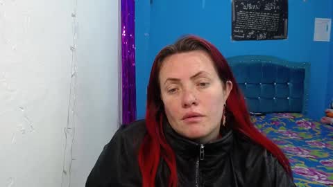 Carolinhe  online show from 02-04-26, 07:09