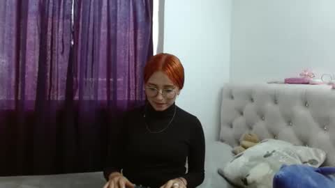 Snapshot of carolinnapinkman chatting on 03-25-26, 08:04 carolinnapinkman online show from 03-25-26, 08:04