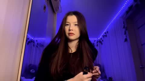 Emma online show from 11-28-25, 02:09