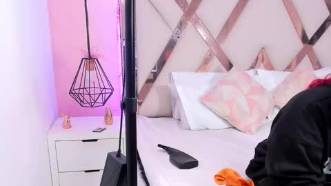 Snapshot of caroo_gomeez chatting on 01-05-26, 05:27 Caro Gmez online show from 01-05-26, 05:27