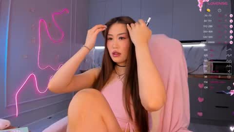 Snapshot of carpe_diemmm chatting on 03-02-26, 04:25 Yummi online show from 03-02-26, 04:25