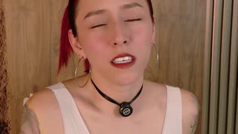 Casandra  online show from 04-28-26, 07:19