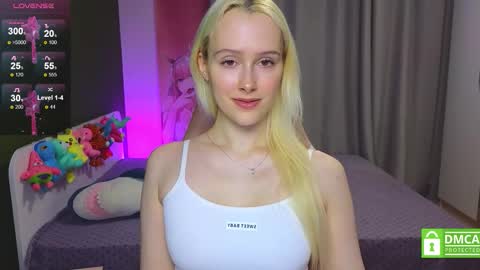 My name is Casey... Nice to meet you  I will be happy to have funthumbs up please its important online show from 11-26-25, 04:02