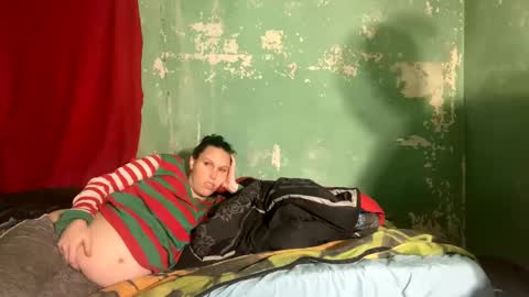 Snapshot of cashcoupllle chatting on 02-18-25, 01:21 Cash Couple online show from 02-18-25, 01:21