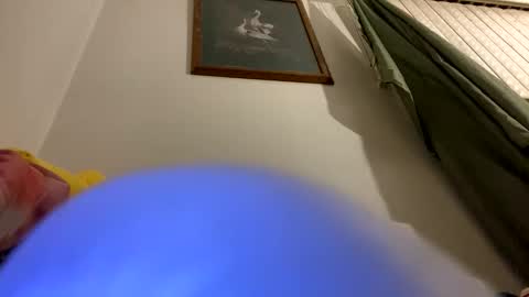 Snapshot of cashcoupllle chatting on 10-16-25, 02:01 Cash Couple online show from 10-16-25, 02:01