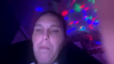 Snapshot of cashcoupllle chatting on 11-28-25, 03:42 Cash Couple online show from 11-28-25, 03:42