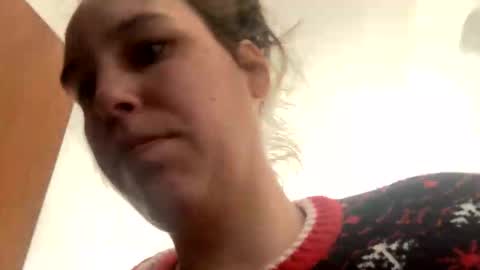 Snapshot of cashcoupllle chatting on 03-28-26, 04:17 Cash Couple online show from 03-28-26, 04:17