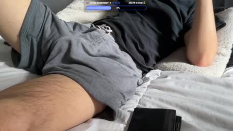 Snapshot of cashmastergrey chatting on 03-12-25, 08:41 Master Grey online show from 03-12-25, 08:41