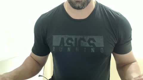 Snapshot of cashmastermuscle77 chatting on 12-14-25, 10:03 cashmastermuscle77 online show from 12-14-25, 10:03