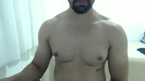 Snapshot of cashmastermuscle77 chatting on 12-18-25, 01:33 cashmastermuscle77 online show from 12-18-25, 01:33