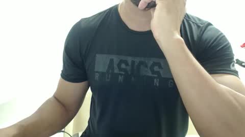 Snapshot of cashmastermuscle77 chatting on 01-18-26, 12:58 cashmastermuscle77 online show from 01-18-26, 12:58