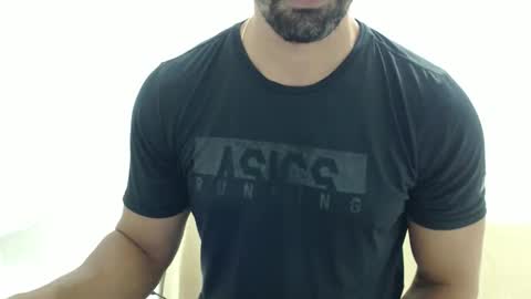 Snapshot of cashmastermuscle77 chatting on 02-19-26, 10:22 cashmastermuscle77 online show from 02-19-26, 10:22