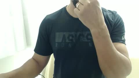 Snapshot of cashmastermuscle77 chatting on 02-28-26, 02:12 cashmastermuscle77 online show from 02-28-26, 02:12